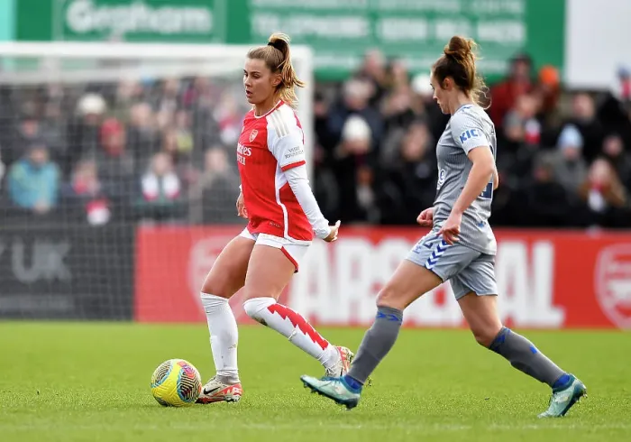 Framed Print : Arsenal Women vs Everton Women: Super League Showdown at Meadow Park (2023-24) Framed Print : Arsenal Women vs Everton Women: Super League Showdown at Meadow Park (2023-24)