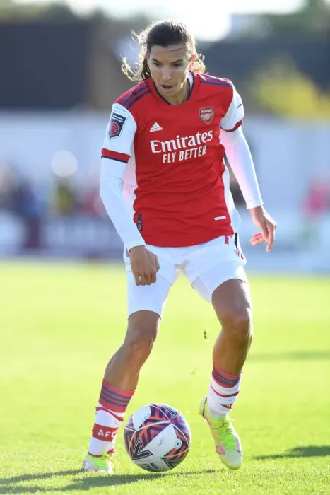 Framed Print : Arsenal Women vs Everton Women: Tobin Heath in Action - Barclays FA WSL Match, 2021