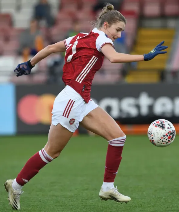 Framed Print : Arsenal Women vs Everton Women: Vivianne Miedema in Action - Barclays FA WSL, 2020-21 Framed Print : Arsenal Women vs Everton Women: Vivianne Miedema in Action - Barclays FA WSL, 2020-21