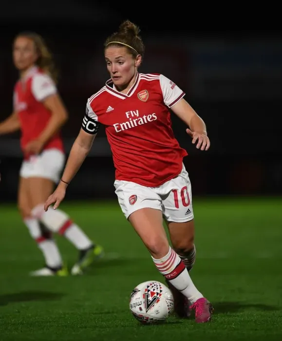 Framed Print : Arsenal Women vs Fiorentina Women: Battle in the UEFA Women's Champions League at Meadow Park
