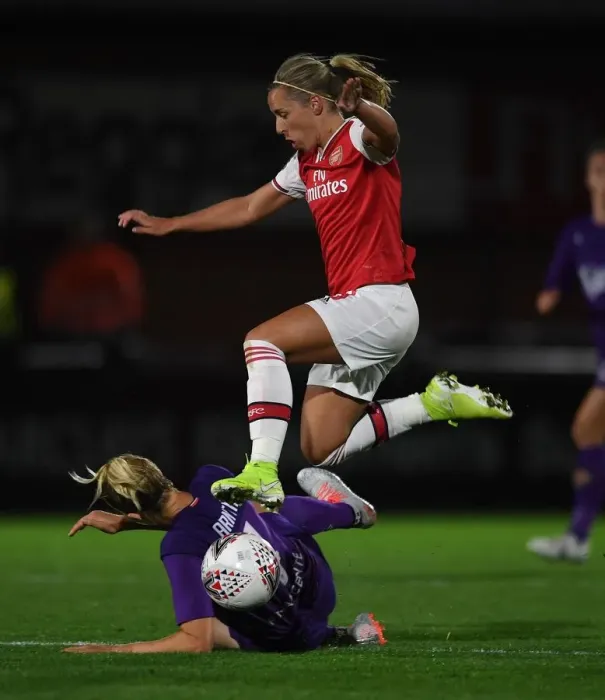 Framed Print : Arsenal Women vs. Fiorentina Women: A Fight in the UEFA Women's Champions League