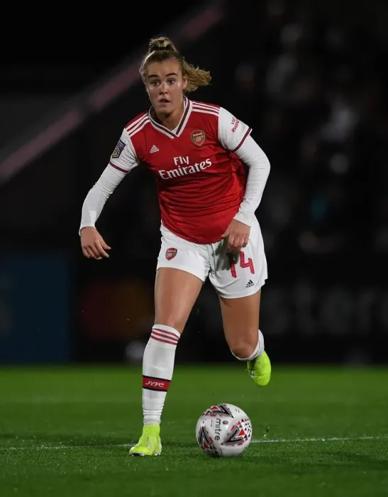 Framed Print : Arsenal Women vs Fiorentina Women: Showdown in UEFA Women's Champions League at Meadow Park Framed Print : Arsenal Women vs Fiorentina Women: Showdown in UEFA Women's Champions League at Meadow Park