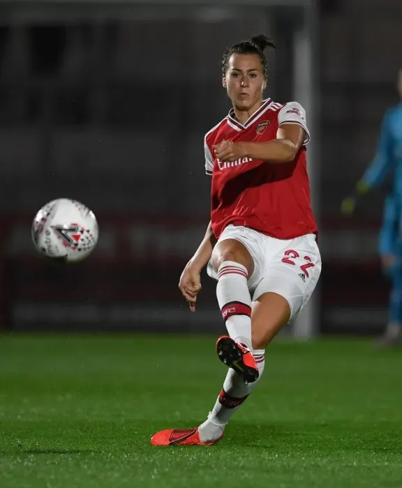 Framed Print : Arsenal Women vs Fiorentina Women: Showdown in UEFA Women's Champions League at Meadow Park