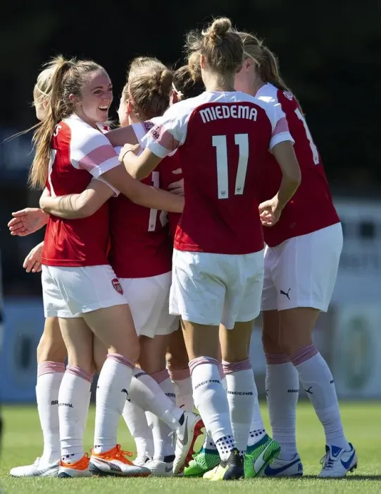 Framed Print : Arsenal Women vs Juventus: Pre-Season Friendly (May 8, 2018) Framed Print : Arsenal Women vs Juventus: Pre-Season Friendly (May 8, 2018)