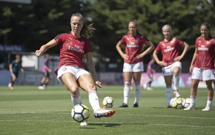 Framed Print : Arsenal Women vs Juventus: Pre-Season Friendly (May 8, 2018)