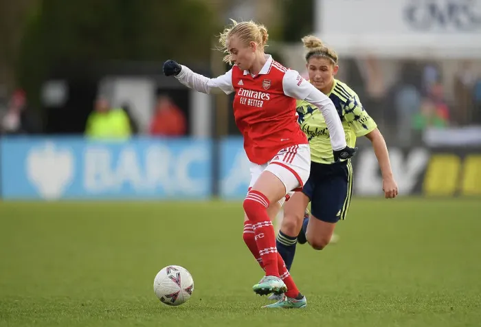 Framed Print : Arsenal Women vs Leeds United Women: FA Cup Fourth Round Showdown