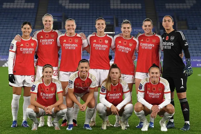 Framed Print : Arsenal Women vs Leicester City Women - Barclays Super League: Pre-Match Team Photo (2023-24)