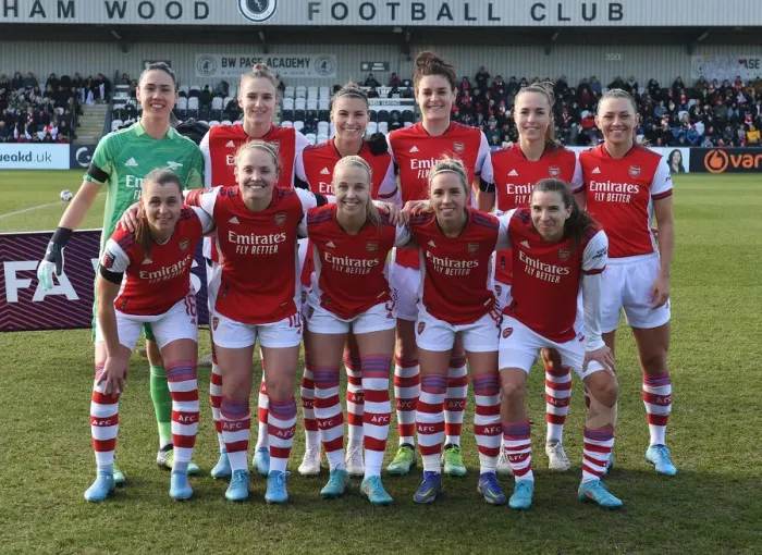 Framed Print : Arsenal Women vs Manchester United Women: FA WSL Clash at Meadow Park