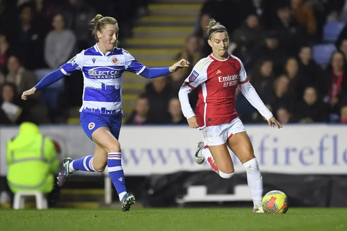 Framed Print : Arsenal Women vs Reading: Catley vs Wade Showdown - FA WSL Cup Clash