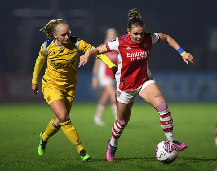 Framed Print : Arsenal Women vs Reading Women: Clash in the FA WSL at Meadow Park