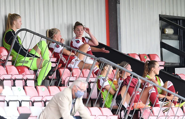 Arsenal Women vs Reading Women: Kim Little and Beth Mead Chat After Substitution (FA WSL 2020-21)