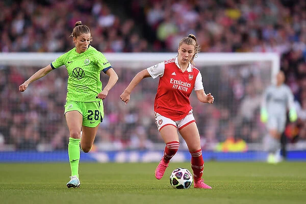 Arsenal Women vs. VfL Wolfsburg: A Tense UEFA Champions League Semifinal (2022-23)