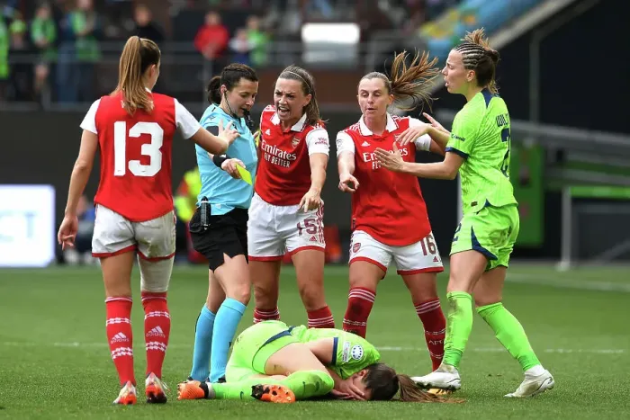 Framed Print : Arsenal Women vs. VfL Wolfsburg: A UEFA Champions League Semi-Final Showdown Framed Print : Arsenal Women vs. VfL Wolfsburg: A UEFA Champions League Semi-Final Showdown