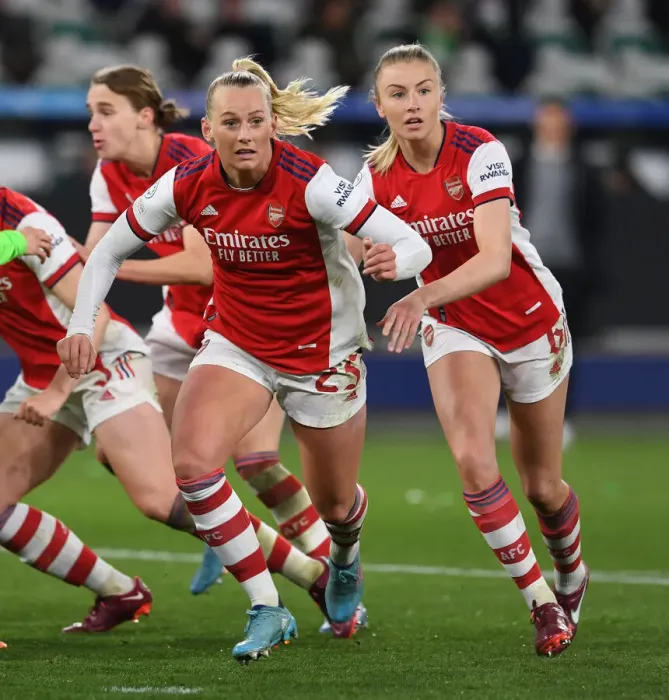Framed Print : Arsenal Women vs. VfL Wolfsburg: UEFA Women's Champions League Quarterfinals Showdown