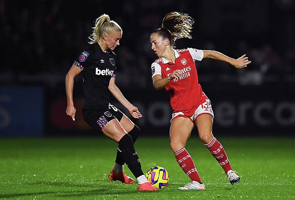 Arsenal Women vs West Ham United: Battle in the Barclays Womens Super League (2022-23)