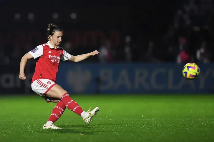 Framed Print : Arsenal Women vs West Ham United: Clash in the Barclays WSL at Meadow Park Framed Print : Arsenal Women vs West Ham United: Clash in the Barclays WSL at Meadow Park