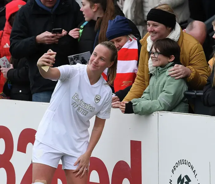 Framed Print : Arsenal Women's Beth Mead Interacts with Fans after FA Cup Match vs. Watford Women