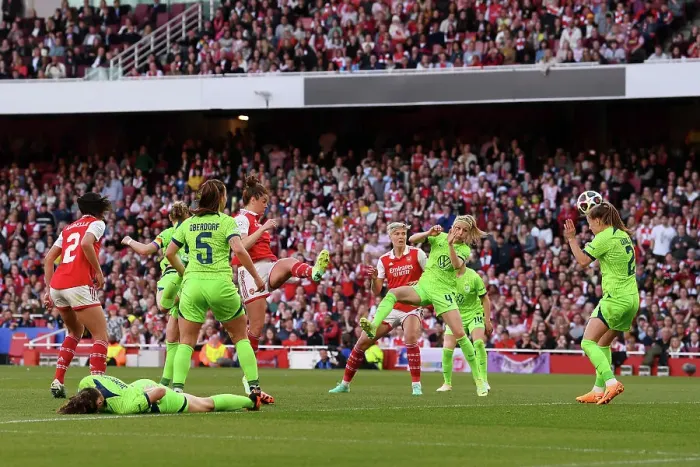 Framed Print : Arsenal Women's Champion League Journey: Beattie Scores Under Pressure in the Semi-Finals Framed Print : Arsenal Women's Champion League Journey: Beattie Scores Under Pressure in the Semi-Finals