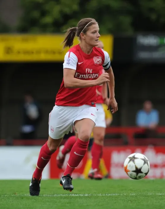 Framed Print : Arsenal Women's Champion Performance: Katie Chapman Scores Six in UEFA Victory