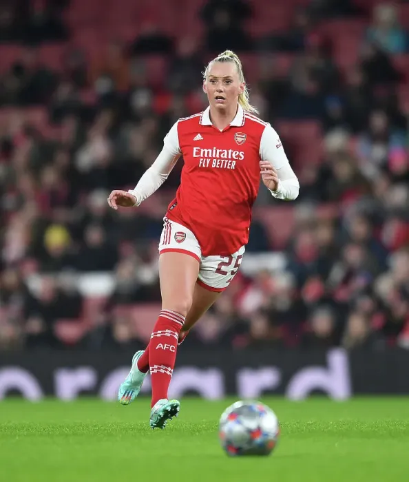 Framed Print : Arsenal Women's Champions League: Kim Little's Game-Worn Shirt Before Clash Against Olympique Lyonnais (December 2022) Framed Print : Arsenal Women's Champions League: Kim Little's Game-Worn Shirt Before Clash Against Olympique Lyonnais (December 2022)