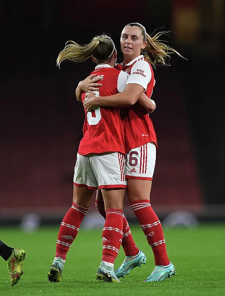 Arsenal Women's Champions League Victory: Nobbs Scores Opening Goal vs. FC Zurich