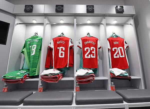 Arsenal Women's Changing Room: Preparing for the Barclays FA WSL Match against Reading Women