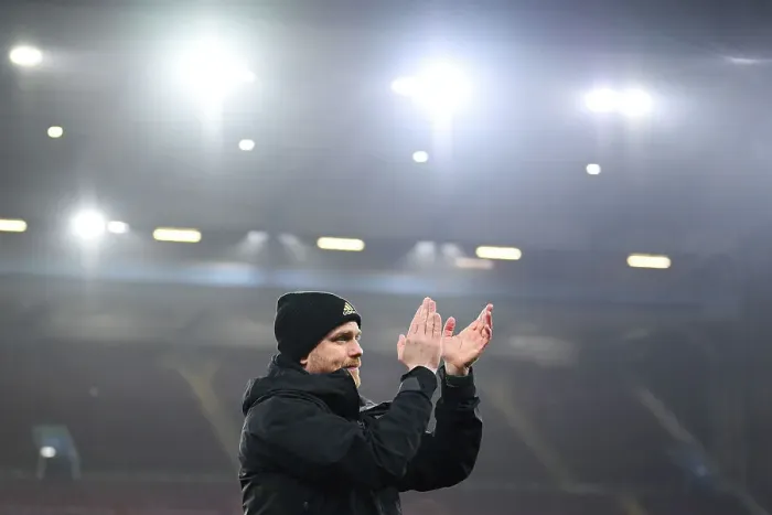 Framed Print : Arsenal Women's Coach Reacts After Aston Villa vs Arsenal (2022-23 WSL)