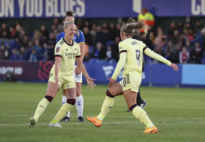 Framed Print : Arsenal Women's Dominance: Jordan Nobbs Scores Third Goal in Everton Victory