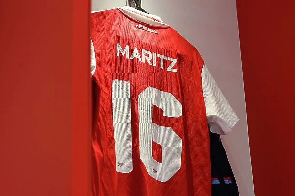 Arsenal Women's Dressing Room: Noelle Maritz's Shirt Before Arsenal v VfL Wolfsburg Semifinal
