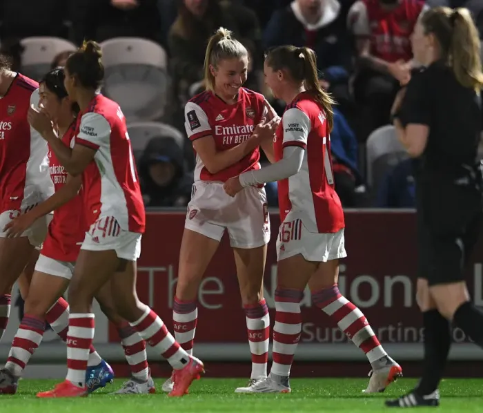 Framed Print : Arsenal Women's FA Cup Triumph: Leah Williamson Scores the Decisive Goal in Semi-Final Victory over Brighton & Hove Albion