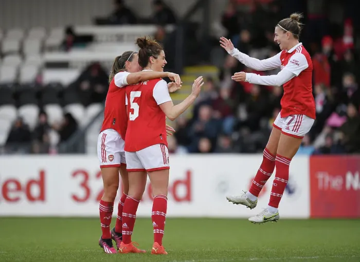 Framed Print : Arsenal Women's FA Cup Triumph: Jennifer Beattie Scores Historic Fifth Goal vs. Leeds
