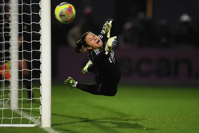 Framed Print : Arsenal Women's Goalkeeper Sabrina D'Angelo Saves Penalty in FA WSL Cup Thriller Against Tottenham Hotspur Framed Print : Arsenal Women's Goalkeeper Sabrina D'Angelo Saves Penalty in FA WSL Cup Thriller Against Tottenham Hotspur