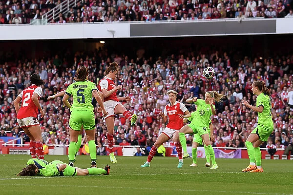 Arsenal Women's Historic Champions League Victory: Beattie's Decisive Goal vs. VfL Wolfsburg (2022-23)