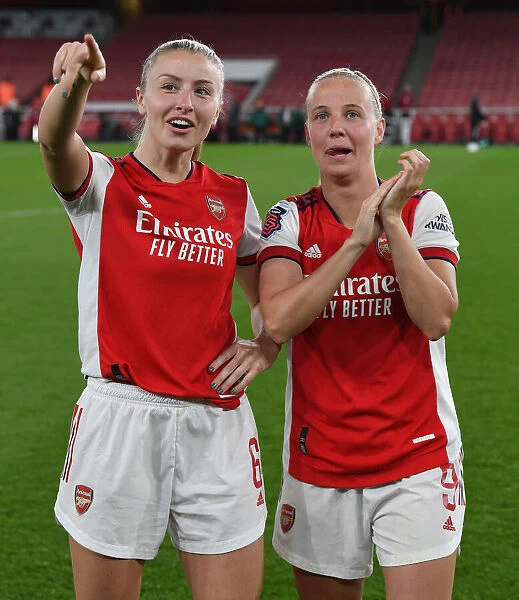 Arsenal Women's Historic FA WSL Victory: Emotional Reunion of Leah Williamson and Beth Mead