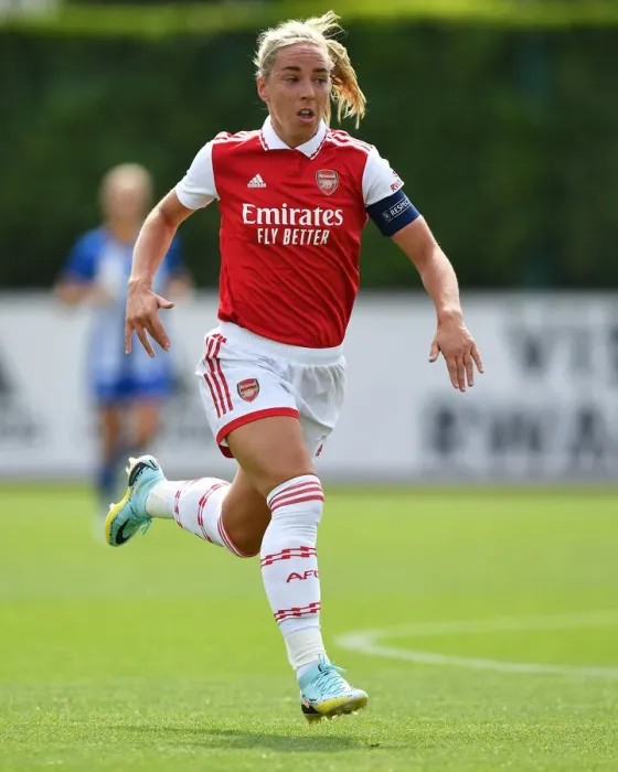 Framed Print : Arsenal Women's Jordan Nobbs Stars in Pre-Season Victory over Brighton & Hove Albion Women Framed Print : Arsenal Women's Jordan Nobbs Stars in Pre-Season Victory over Brighton & Hove Albion Women