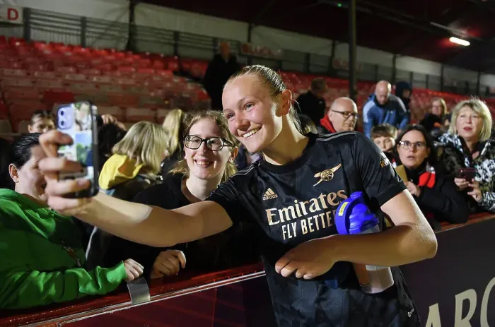 Framed Print : Arsenal Women's Player Frida Maanum Greets Fan after Brighton Match Framed Print : Arsenal Women's Player Frida Maanum Greets Fan after Brighton Match