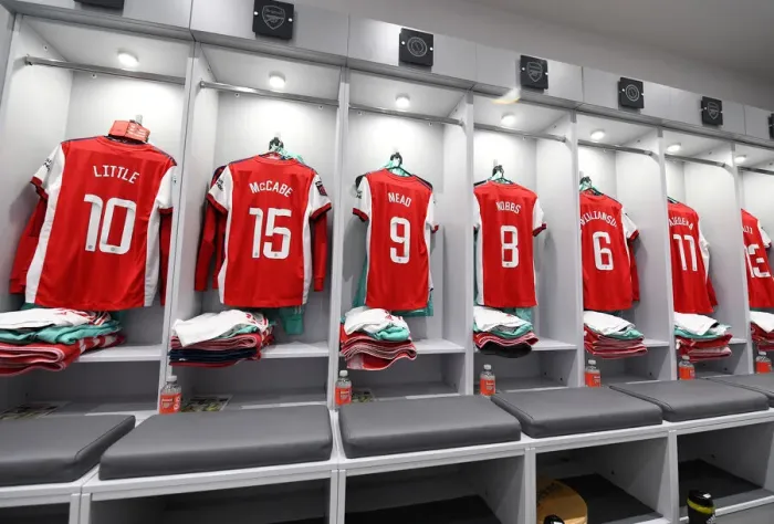 Framed Print : Arsenal Women's Pre-Match Dressing Room at Meadow Park (FA WSL, 2021-22)