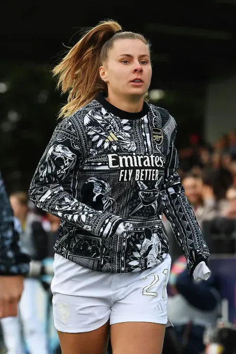 Framed Print : Arsenal Women's Star Victoria Pelova Gears Up for Battle Against Watford Women Framed Print : Arsenal Women's Star Victoria Pelova Gears Up for Battle Against Watford Women