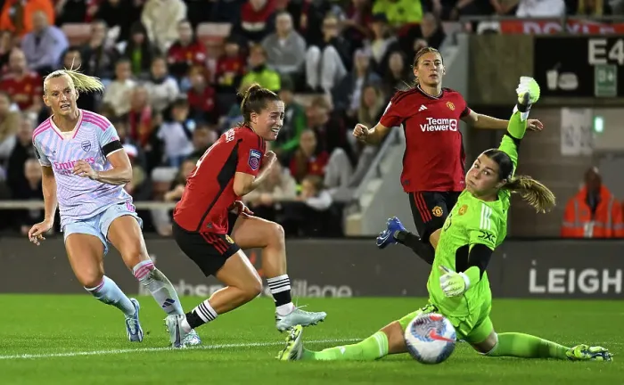 Framed Print : Arsenal Women's Super League Triumph: Stina Blackstenius Nets Opening Goal vs. Manchester United