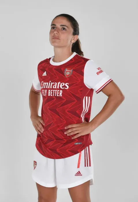 Framed Print : Arsenal Women's Team 2020-21: Danielle van de Donk at Team Photocall
