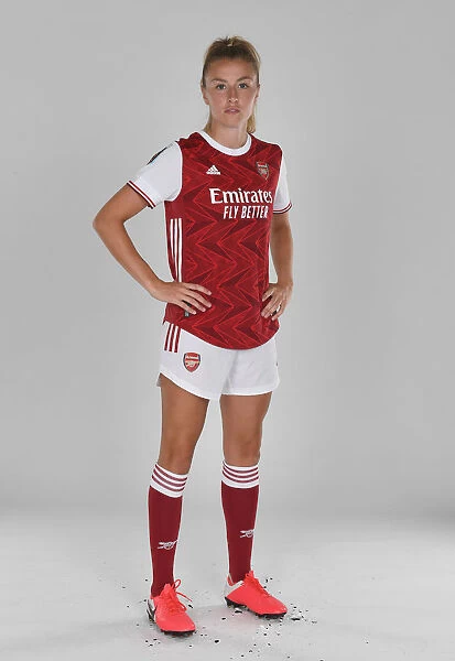 Arsenal Women's Team 2020-21: Leah Williamson at Arsenal Womens Photocall
