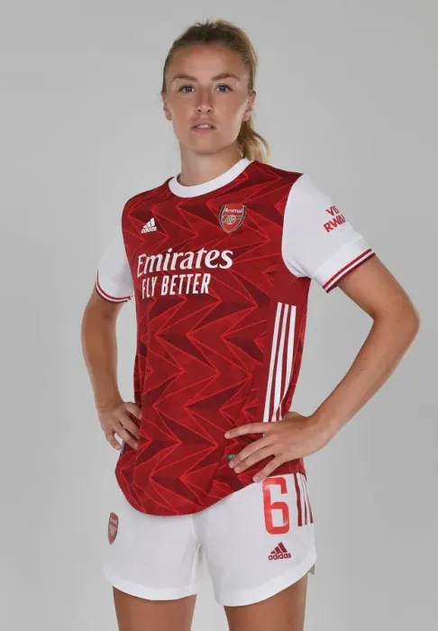 Framed Print : Arsenal Women's Team 2020-21: Leah Williamson at Arsenal Photocall