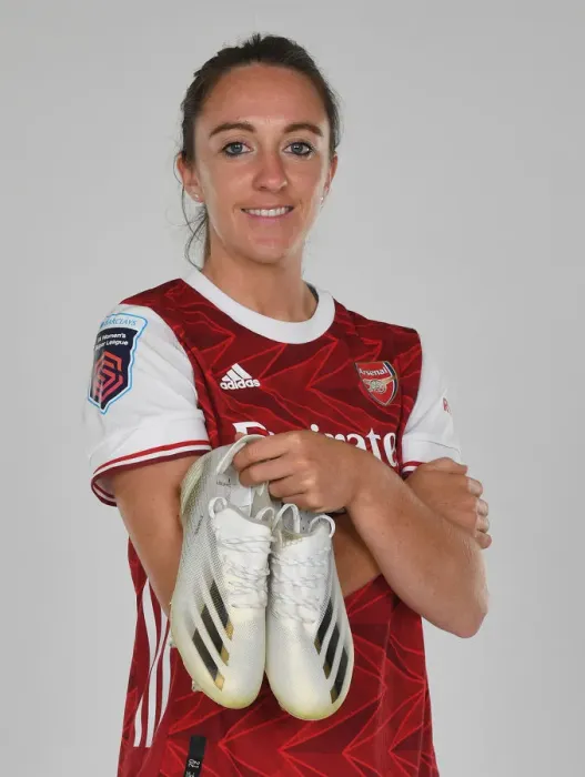 Framed Print : Arsenal Women's Team 2020-21: Lisa Evans at Arsenal Photocall