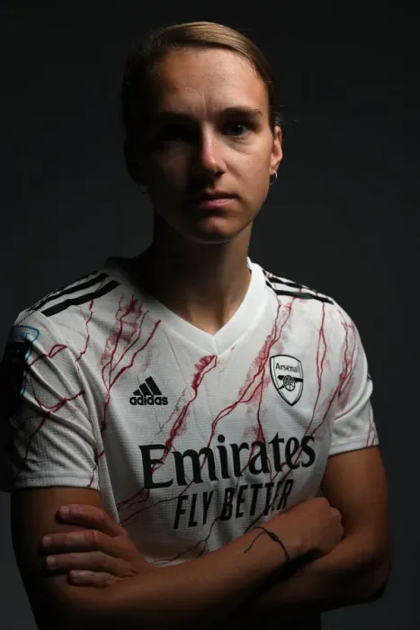 Framed Print : Arsenal Women's Team 2020-21: Viviane Miedema at Photocall Framed Print : Arsenal Women's Team 2020-21: Viviane Miedema at Photocall