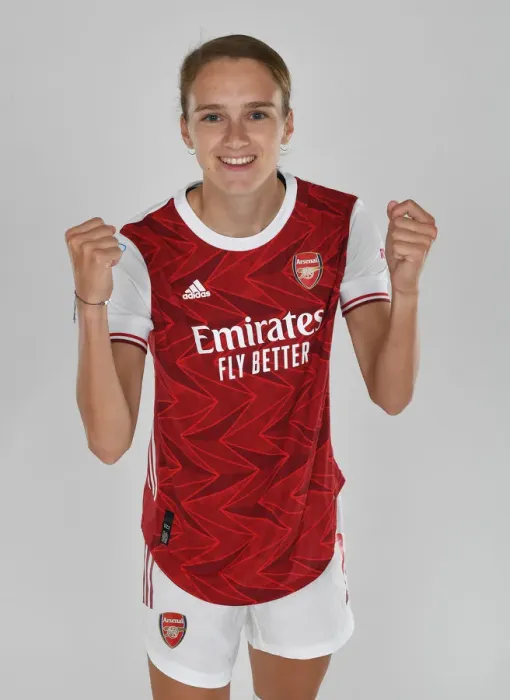 Framed Print : Arsenal Women's Team 2020-21: Vivianne Miedema at Arsenal Photocall