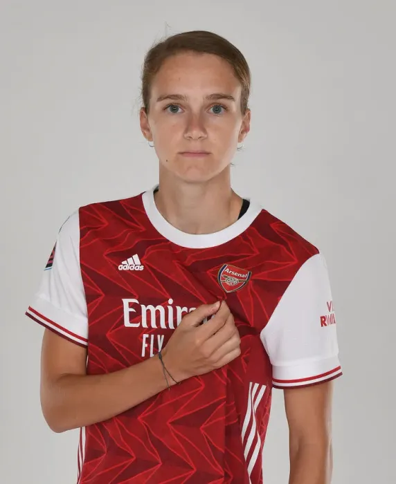 Framed Print : Arsenal Women's Team 2020-21: Vivianne Miedema at Arsenal Photocall Framed Print : Arsenal Women's Team 2020-21: Vivianne Miedema at Arsenal Photocall