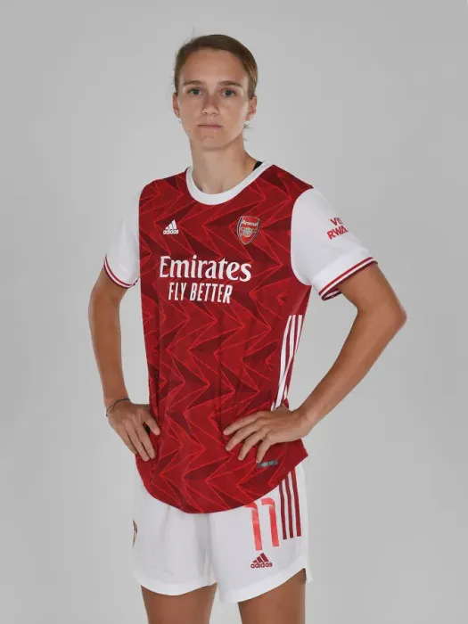 Framed Print : Arsenal Women's Team 2020-21: Vivianne Miedema at Arsenal Photocall