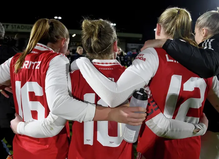 Framed Print : Arsenal Women's Team Celebrates Victory in FA Women's Continental Tyres League Cup: Triumphant Huddle