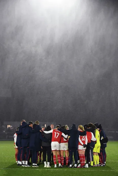 Framed Print : Arsenal Women's Team Celebrates Victory Over Reading in FA WSL: United in Triumph