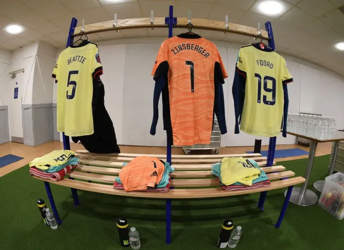 Framed Print : Arsenal Women's Team Gear Up for Chelsea Showdown in FA WSL Match